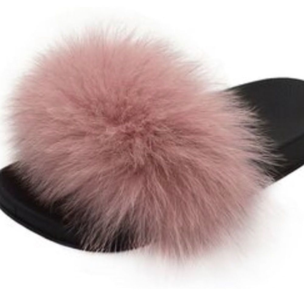 Women’s Fur Ball Fluffy Slippery